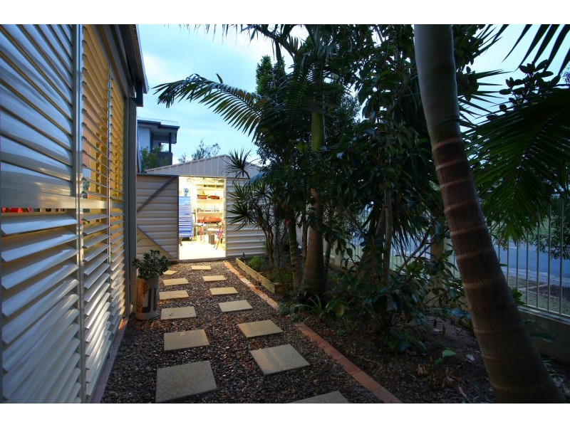 1 Lagos Court, Coombabah QLD 4216