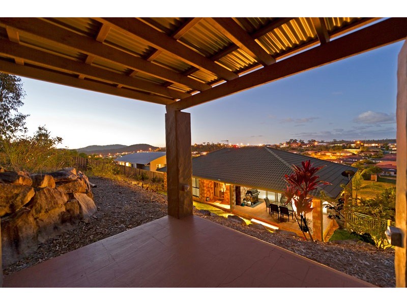 7 Cope Place, Pacific Pines QLD 4211