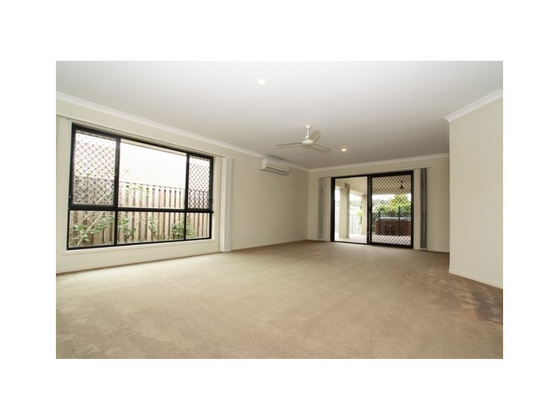 25 Witheren Circuit, Pacific Pines QLD 4211