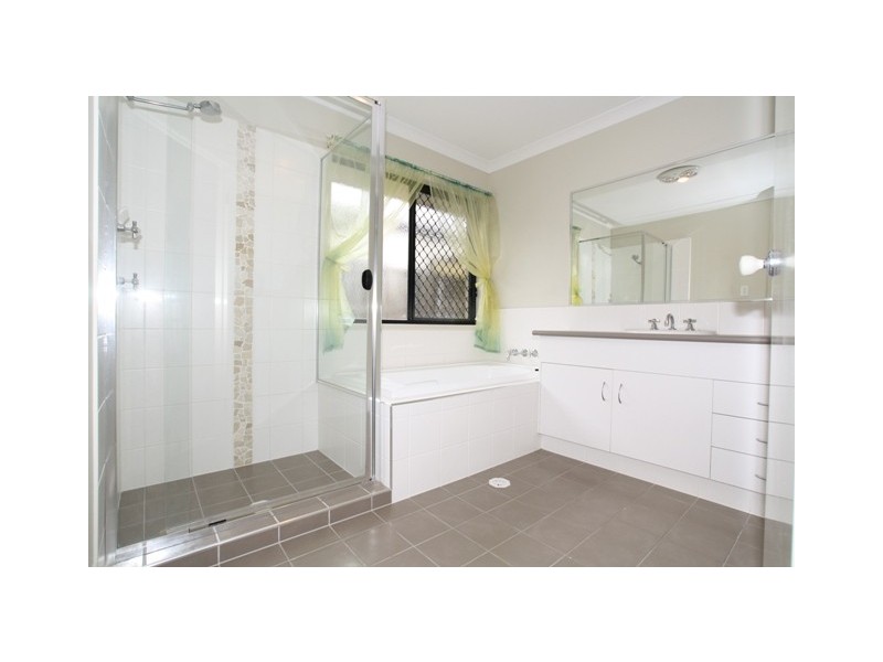 25 Witheren Circuit, Pacific Pines QLD 4211