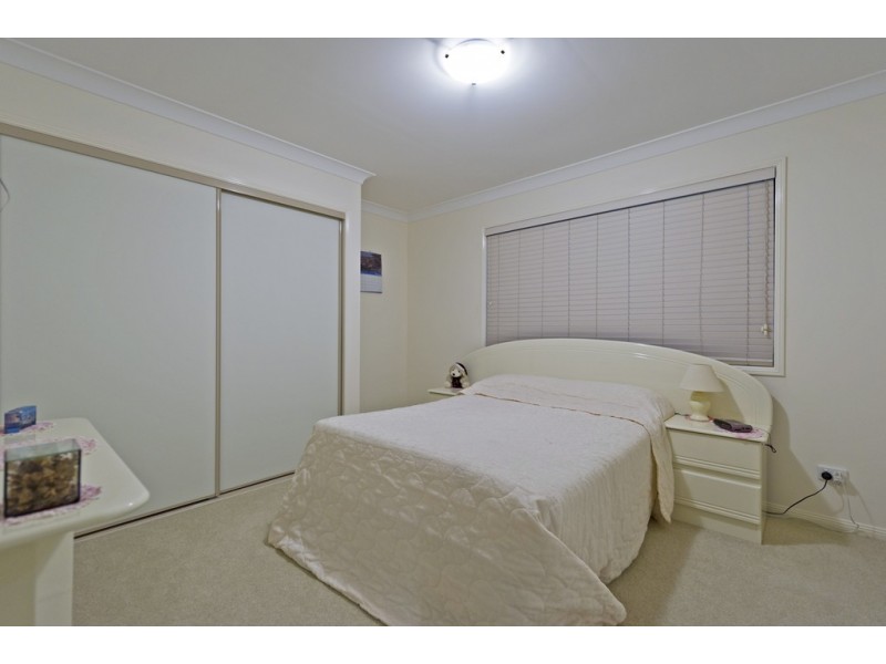 3 Wunburra Cir, Pacific Pines QLD 4211