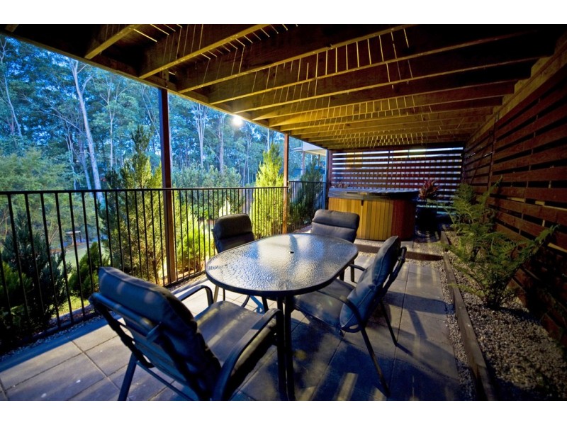 66 Cobb and Co Drive, Oxenford QLD 4210