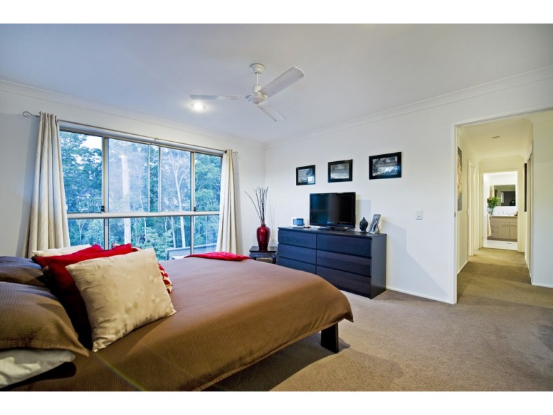 66 Cobb and Co Drive, Oxenford QLD 4210