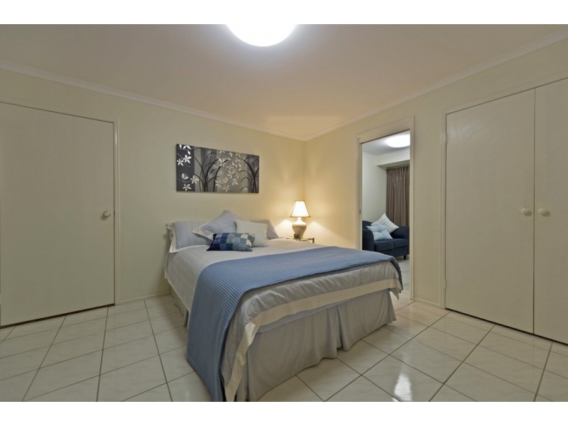 11 Mendooran Court, Oxenford QLD 4210