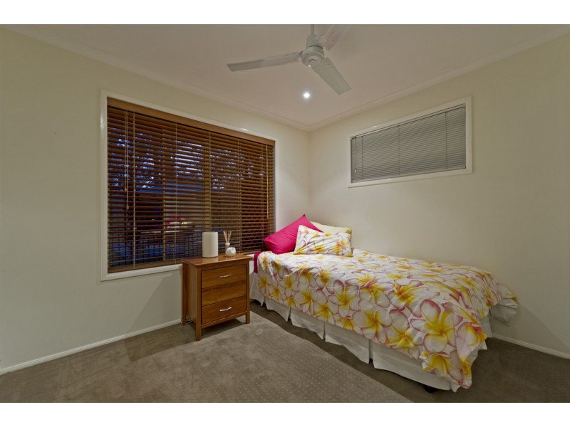 11 Mendooran Court, Oxenford QLD 4210