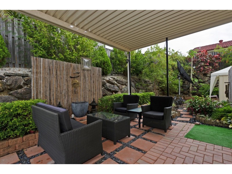 21 Buffalo Crescent, Pacific Pines QLD 4211
