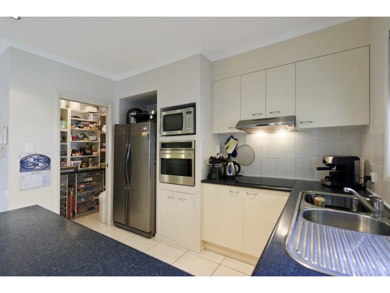 21 Buffalo Crescent, Pacific Pines QLD 4211