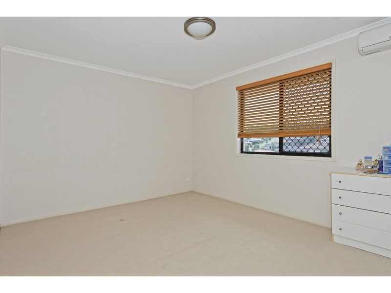 21 Buffalo Crescent, Pacific Pines QLD 4211