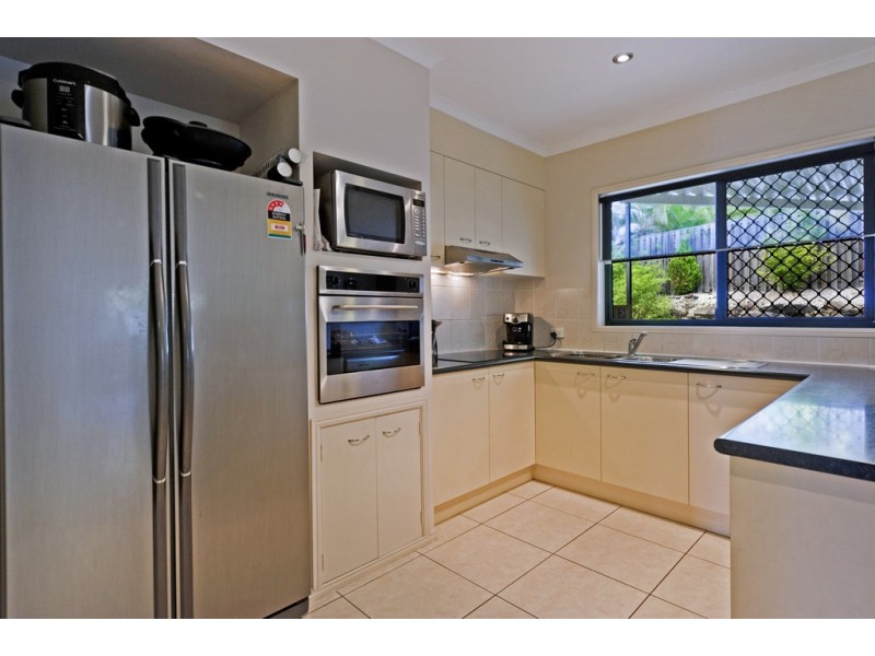 21 Buffalo Crescent, Pacific Pines QLD 4211