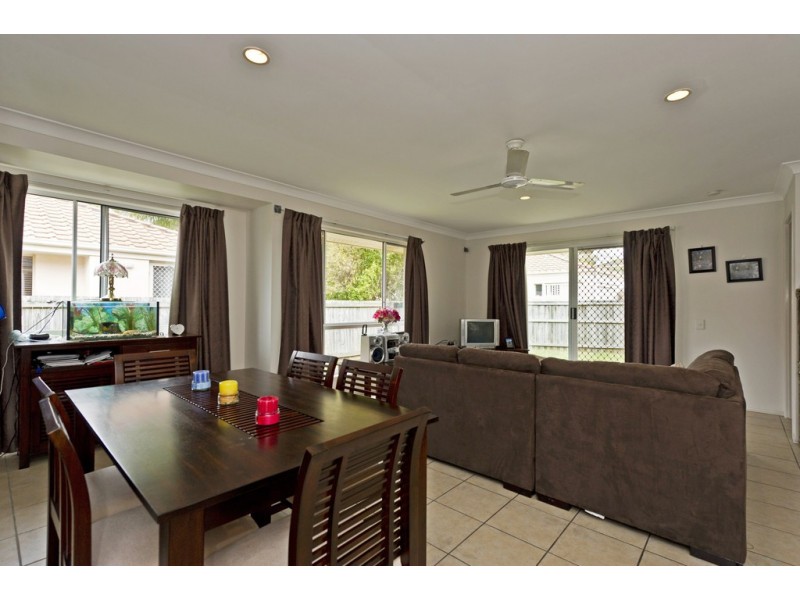 49/2 Anaheim Drive, Helensvale QLD 4212