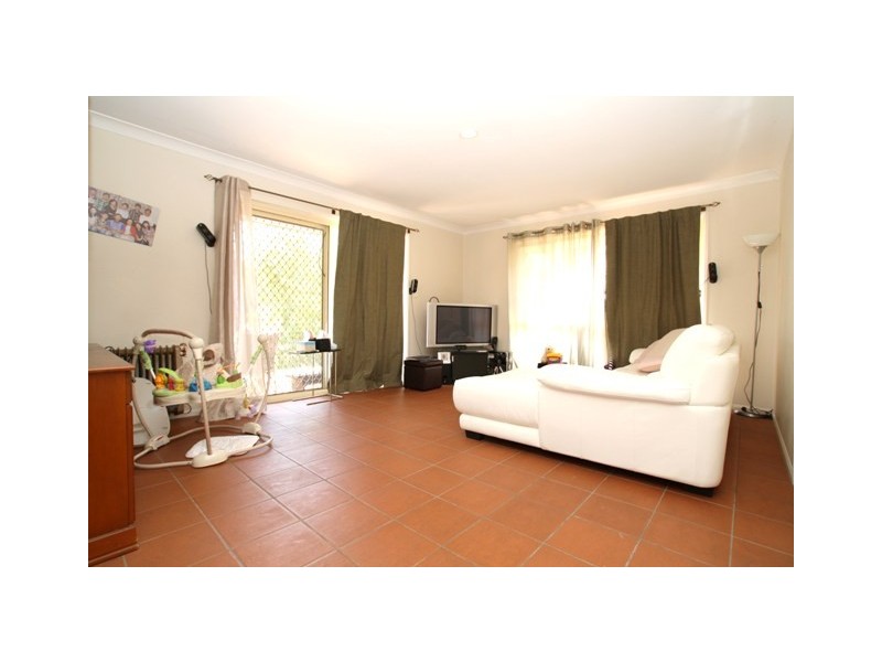 17 Nottinghill Place, Oxenford QLD 4210