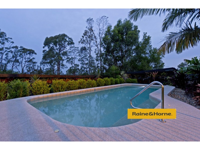 3 Salvado Drive, Pacific Pines QLD 4211