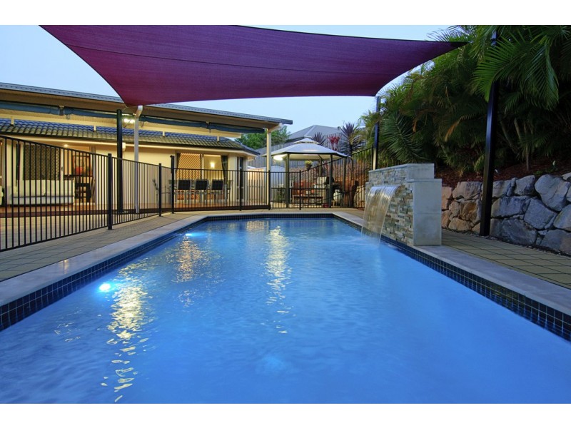 13 Carmarthen Circuit, Pacific Pines QLD 4211