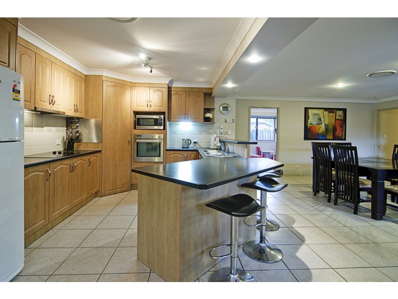13 Carmarthen Circuit, Pacific Pines QLD 4211