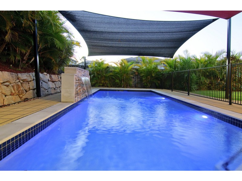 13 Carmarthen Circuit, Pacific Pines QLD 4211