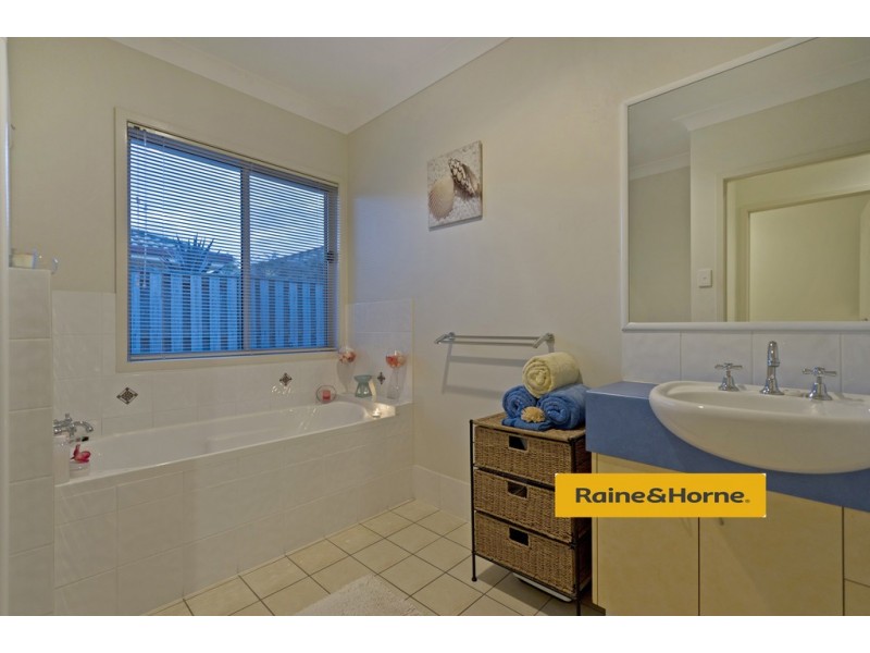 63 Victoria Drive, Pacific Pines QLD 4211