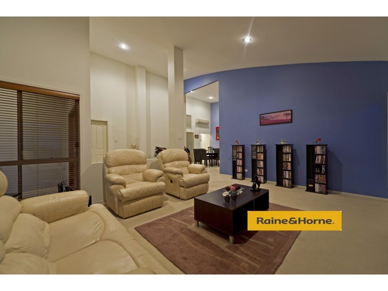 63 Victoria Drive, Pacific Pines QLD 4211