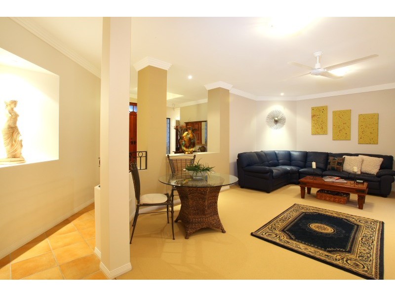 17 Eastbank Terrace, Monterey Keys QLD 4212