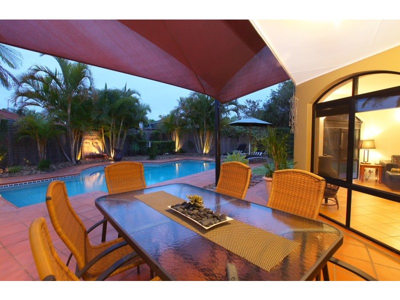 17 Eastbank Terrace, Monterey Keys QLD 4212