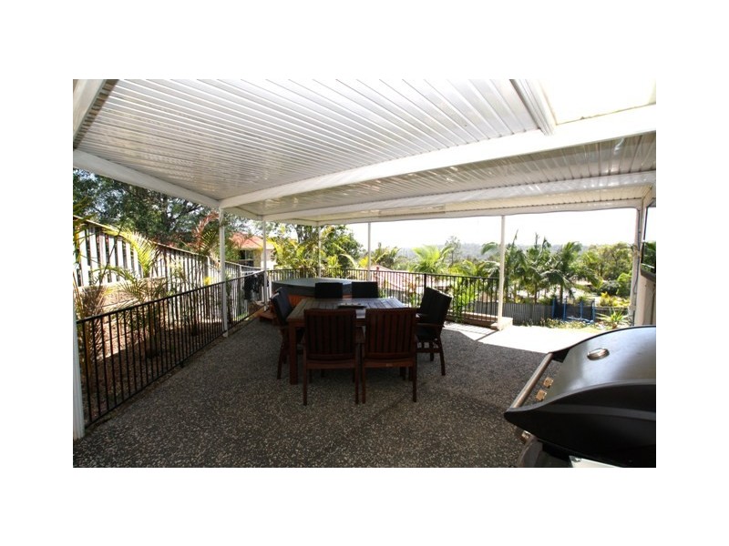 52 Palmerston Drive, Oxenford QLD 4210