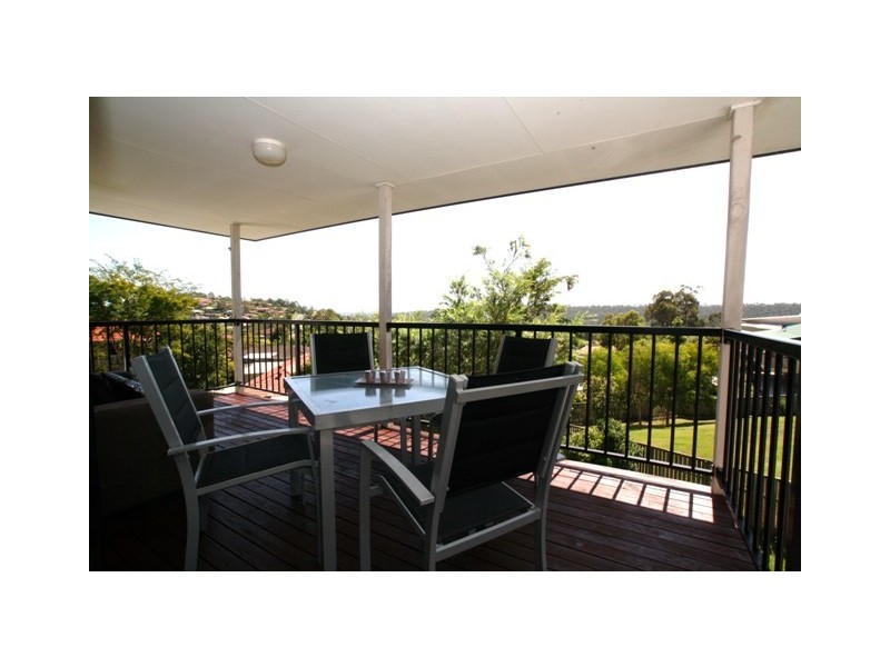 52 Palmerston Drive, Oxenford QLD 4210