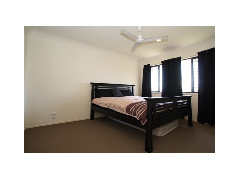 52 Palmerston Drive, Oxenford QLD 4210