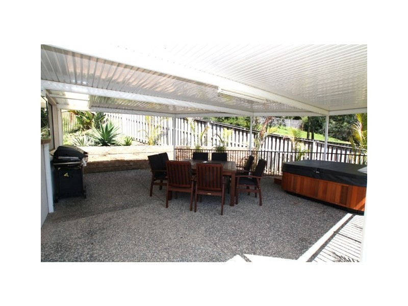 52 Palmerston Drive, Oxenford QLD 4210