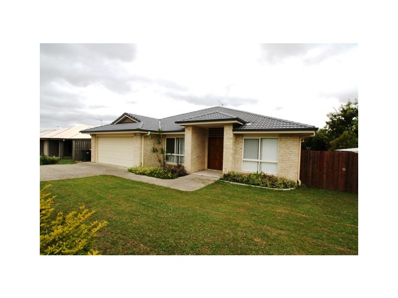 9 Witheren Circuit, Pacific Pines QLD 4211