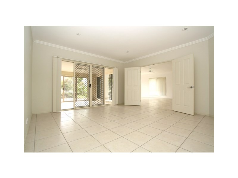 9 Witheren Circuit, Pacific Pines QLD 4211