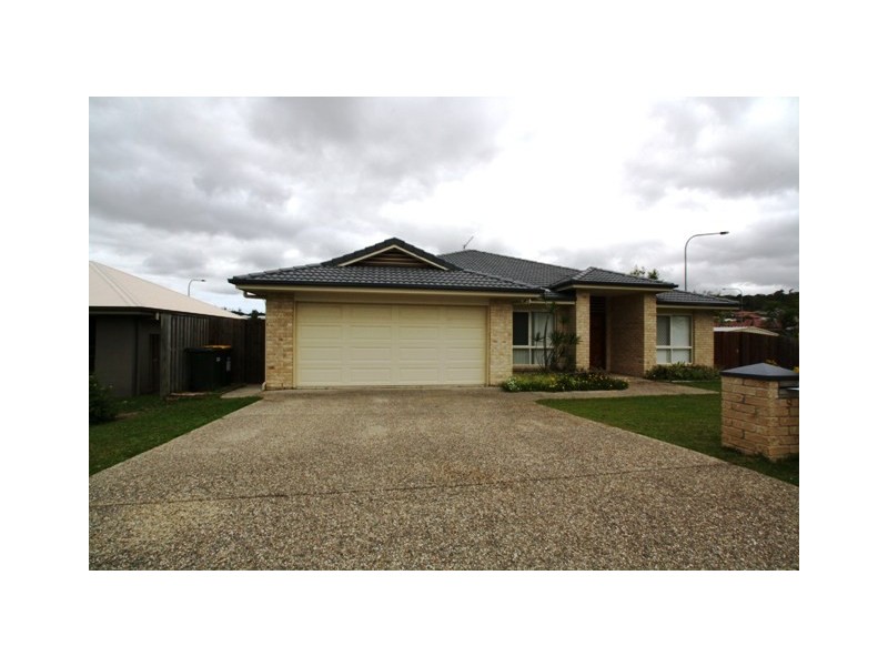 9 Witheren Circuit, Pacific Pines QLD 4211