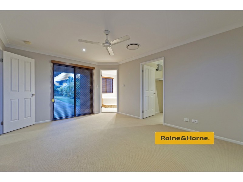 15 Springwood Ave, Pacific Pines QLD 4211