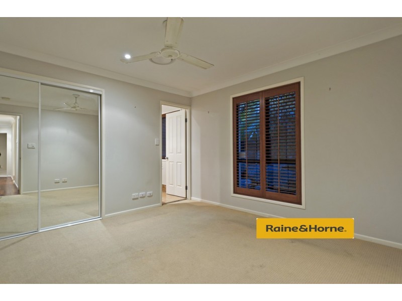 15 Springwood Ave, Pacific Pines QLD 4211