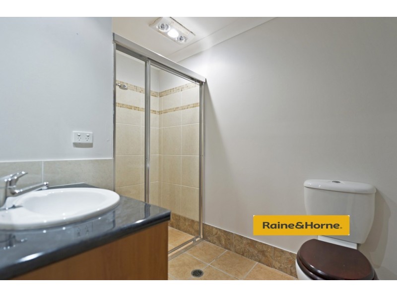 15 Springwood Ave, Pacific Pines QLD 4211