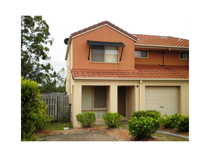 9/74 Universal Street, Pacific Pines QLD 4211