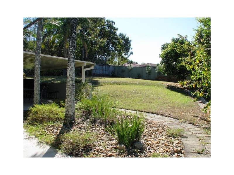 9 Tanunda Drive, Helensvale QLD 4212