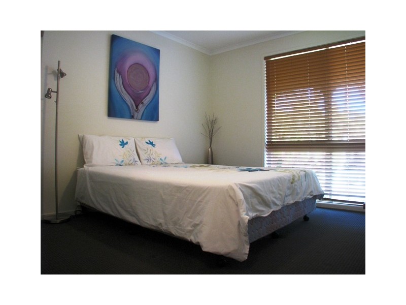 9 Tanunda Drive, Helensvale QLD 4212