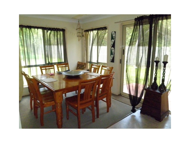 20 Pinemount Crescent, Oxenford QLD 4210