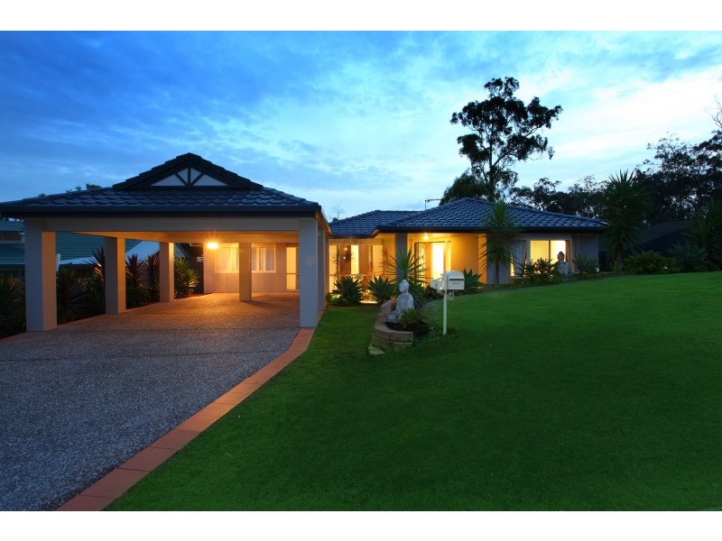 4 Highvale Drive, Helensvale QLD 4212