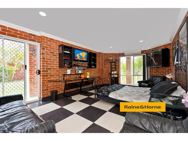 29 Oregon Way, Oxenford QLD 4210