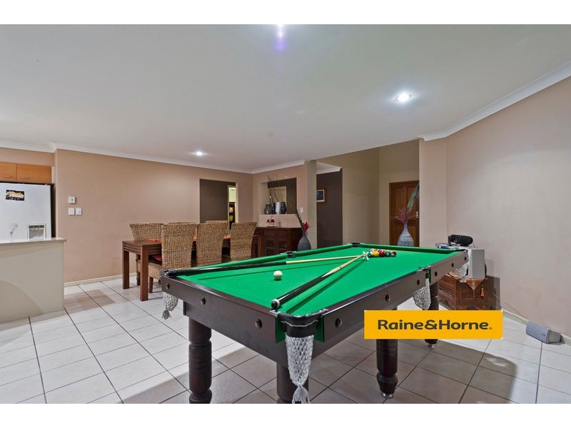 19 Cossington Circuit, Maudsland QLD 4210