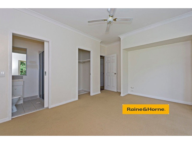 3 Texas Court, Oxenford QLD 4210