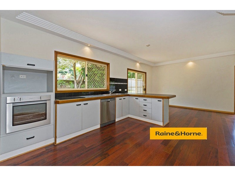 3 Texas Court, Oxenford QLD 4210