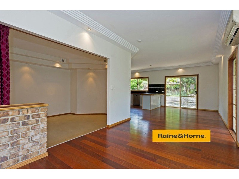 3 Texas Court, Oxenford QLD 4210