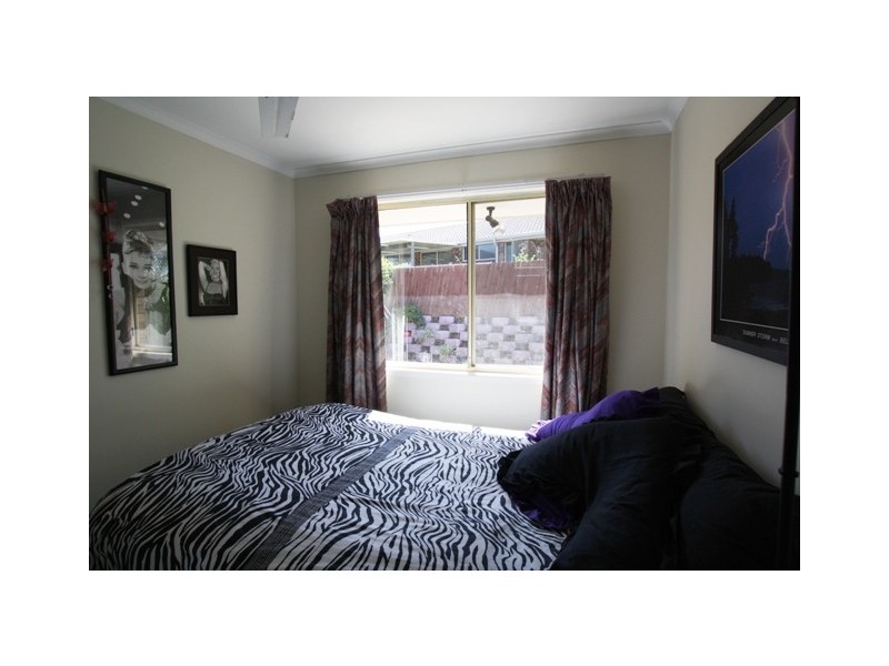 1/19 Chaplin Crescent, Oxenford QLD 4210