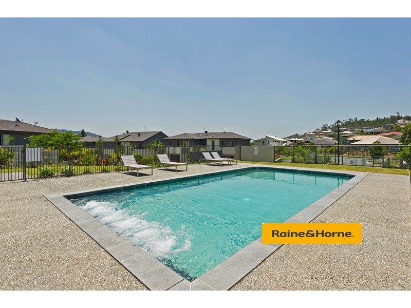 34/1 Belongil Street, Pacific Pines QLD 4211