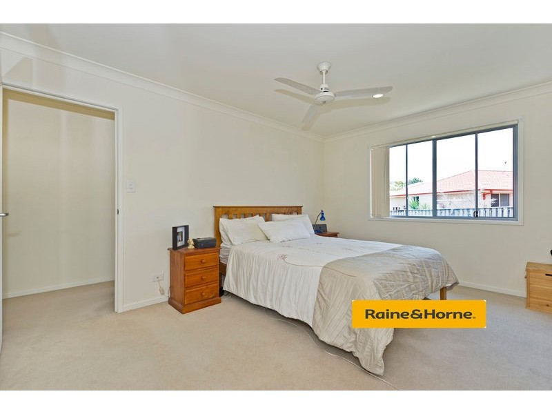 34/1 Belongil Street, Pacific Pines QLD 4211