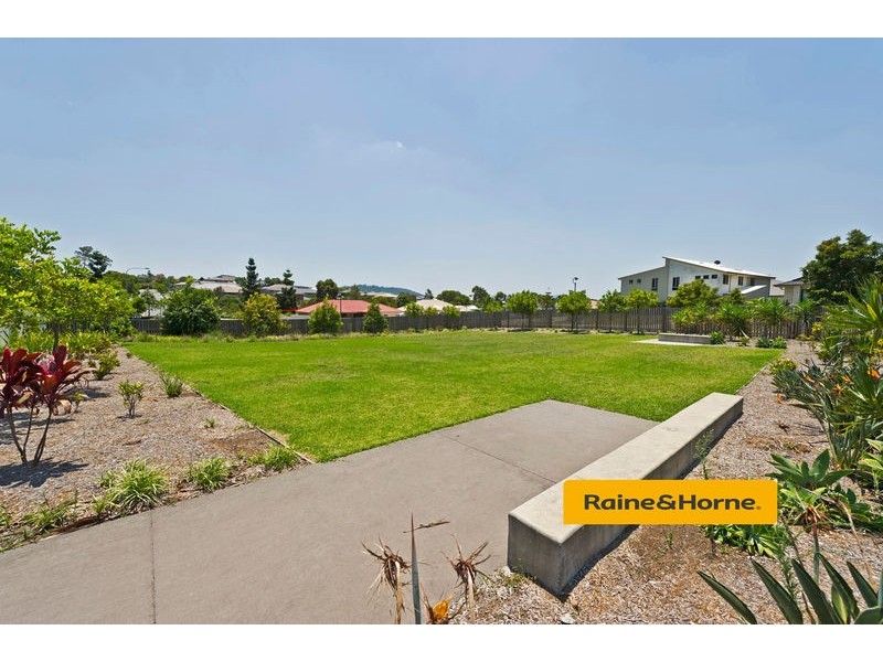 34/1 Belongil Street, Pacific Pines QLD 4211