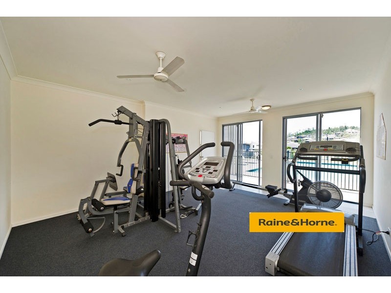 34/1 Belongil Street, Pacific Pines QLD 4211