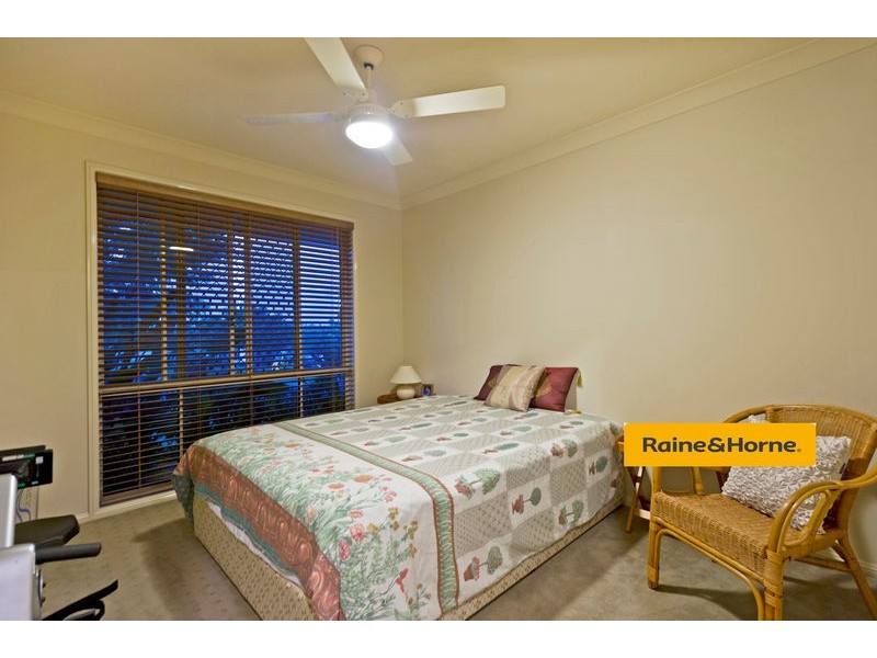 6 Springwood Avenue, Pacific Pines QLD 4211