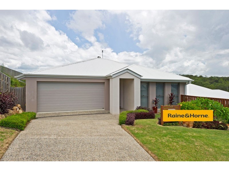 1/12 Diamantina Circuit, Pacific Pines QLD 4211